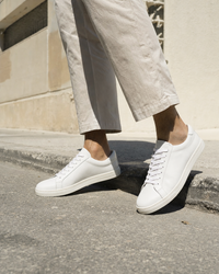 סניקרס עור לבנות
